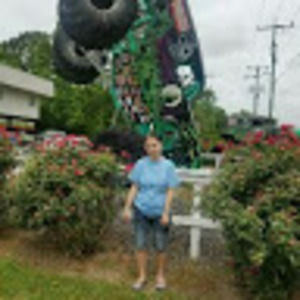 Meet your Posher, Alicia